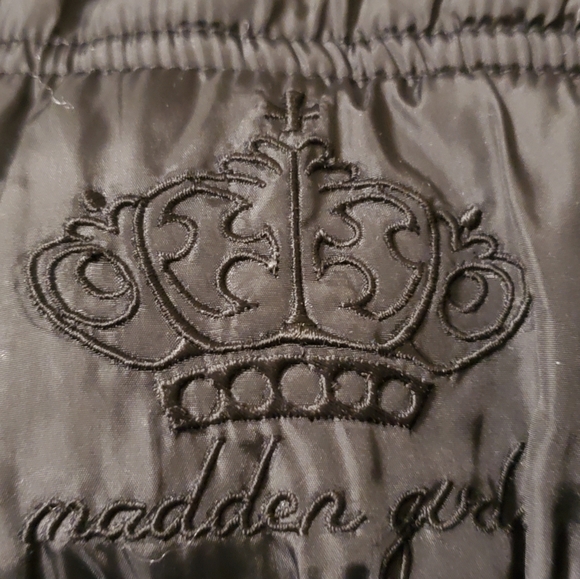 Steve Madden "Madden Girls" MEDIUM black puff coat with cinch waist, fur hood - Picture 4 of 6